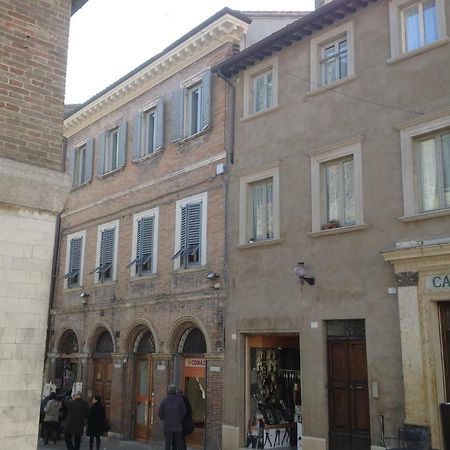 אורבינו San Francesco Bedrooms מראה חיצוני תמונה