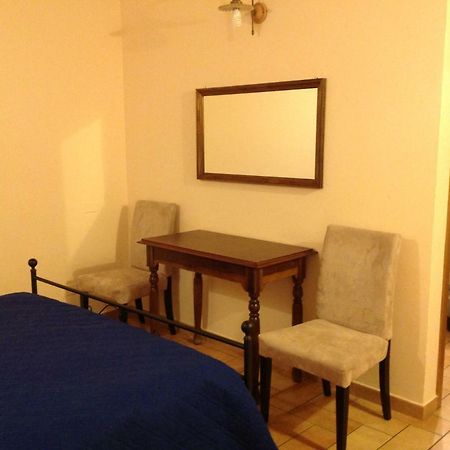 אורבינו San Francesco Bedrooms מראה חיצוני תמונה